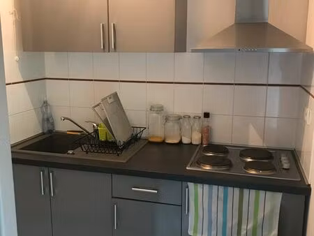 bel appartement t2 50m2 avec balcon résidence puy ponchet