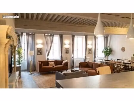 coliving haut de gamme – 19 chambres | espaces partagés & communauté dynamique