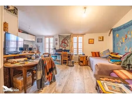 immeuble 401 m² fontenay le comte