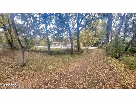 terrain 1 000 m² gareoult