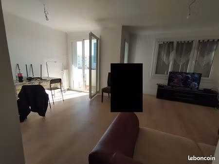 appartement 2/3 chambres - ascenseur - balcon - stationnement