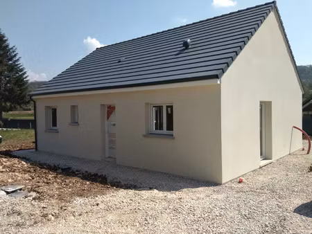 location maison à val-couesnon (35560) : à louer / 73m² val-couesnon