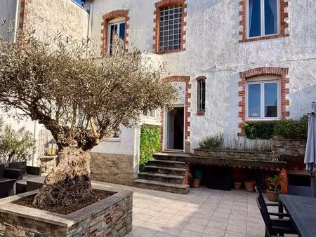 rare maison 5 chambres 180 m2 200m plage quartier devallon