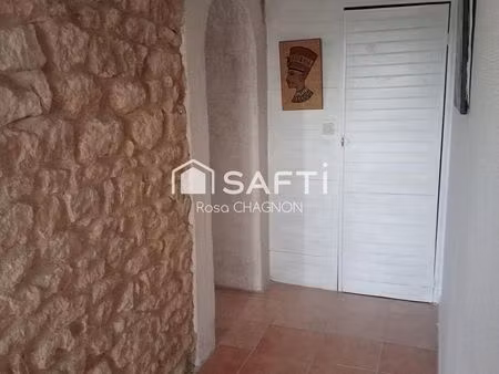 maison 12 pièces 246 m²