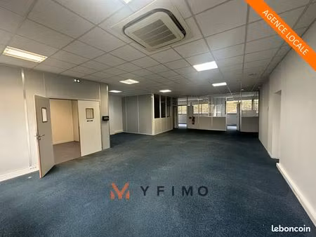 local d'activite 425 m² poissy