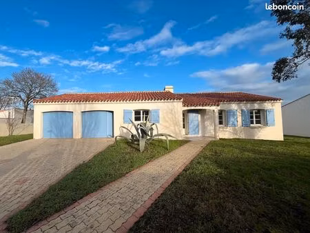 maison 100m² sainte flaive des loups