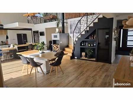 villa familiale de 254m2 - piscine & proche plage