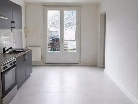 t3 80 m2 centre-ville jaunay