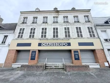 local commercial 600 m²