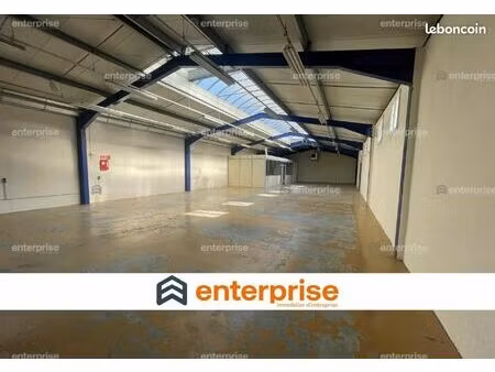 local commercial 300 m²