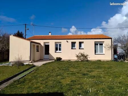 très belle maison de plein pied 4 pièces