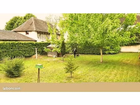 f3 56 m² – secteur verdoyant – garage box