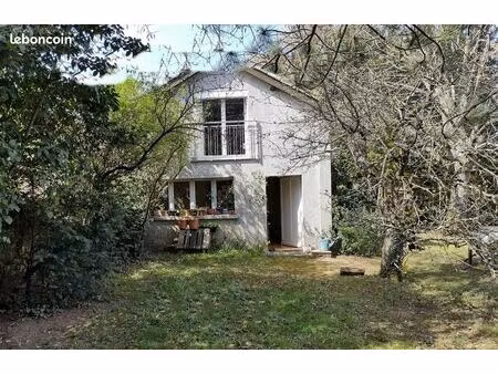 loue petite maison meublée