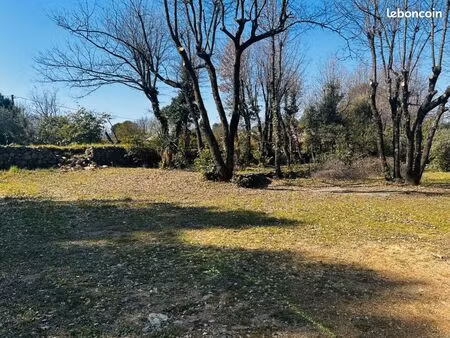 terrain 1 322 m² draguignan