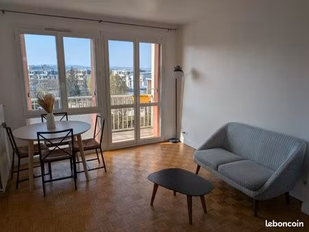 appartement 3 pièces (54m2) avec vue
