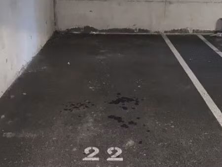 place de parking dans résidence sécurisé à vichy