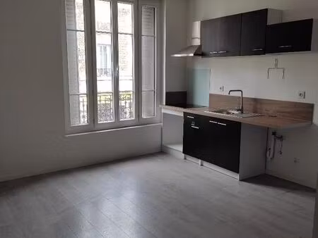 appartement t3 - centre ville