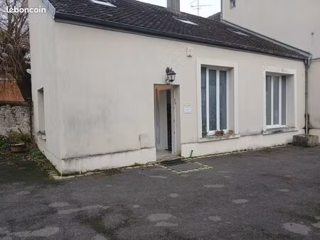 local à usage professionnel