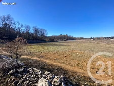 terrain 2 147 m² saint maximin la sainte baume