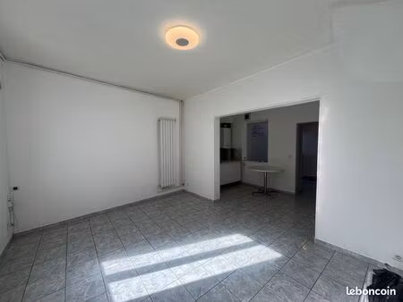 appartement 3 pièces 54 m²