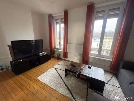 appartement 3 pièces 68 m²