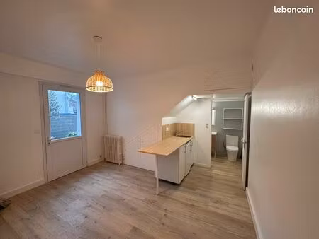 studio 21m2 - plein centre ville