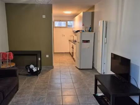 a louer studio refait neuf