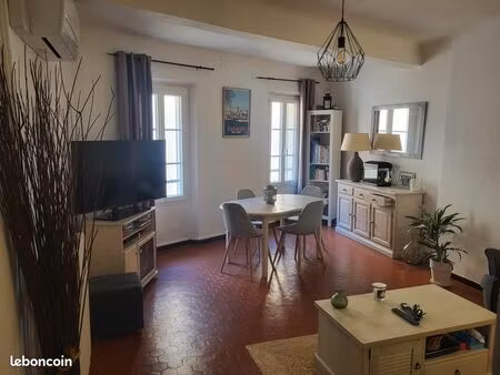 appartement au charme de l’ancien et son grenier  port de sanary sur mer