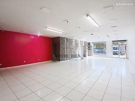 immeuble 5 pièces 242 m²