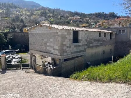 maison à finir 100 m2 environ idéal maçon / rénovation