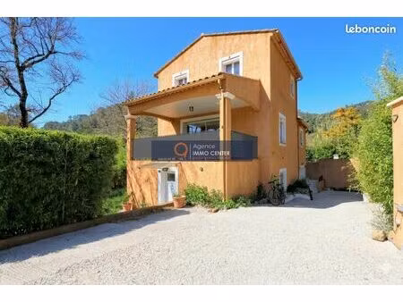 maison 6 pièces 150 m²