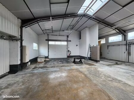 local 1600 m² grandvillars