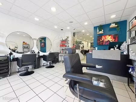 local commercial 107 m²