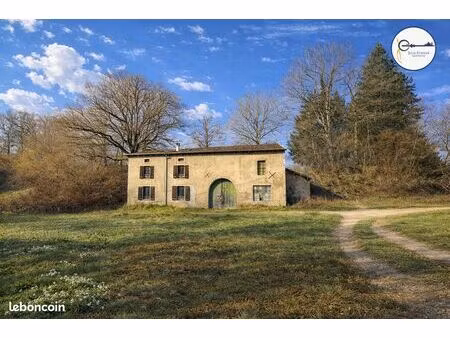 propriété 4 pièces 165 m²