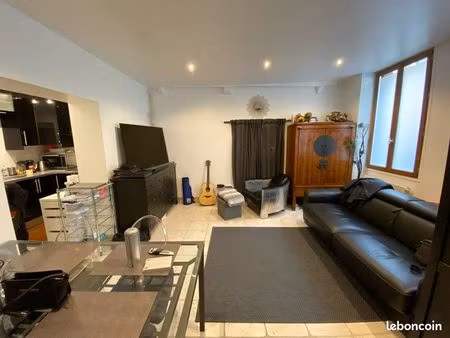 f2 36m2 centre ville direct propriétaire