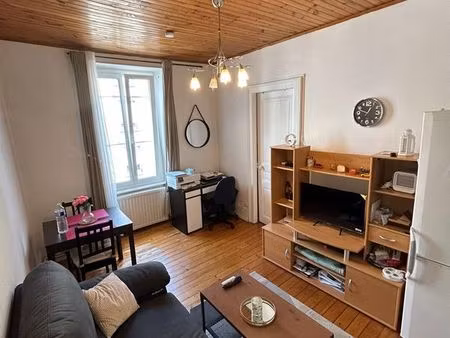 appartement non meublé type t2 d’environ 35 m²