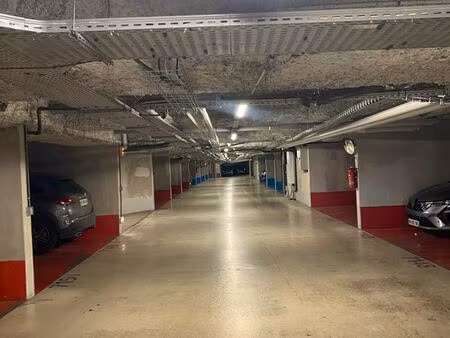 urgent parking à vendre – fort d’issy – résidence sécurisée