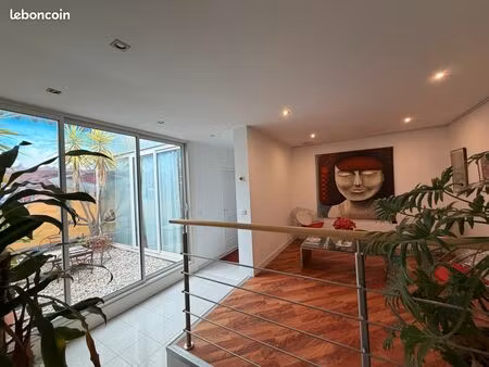 location bureau de 21m²