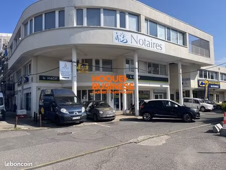 bureaux 165 m² sainte-geneviève-des-bois