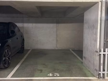 location place parking - rue boileau