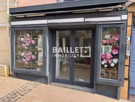 local commercial 32 m² fréjus