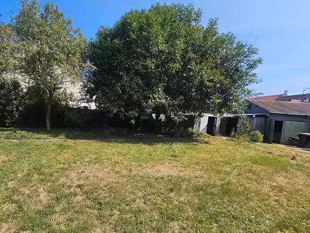 terrain 245 m² courson monteloup