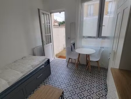 location studio meublé terrasse jardin