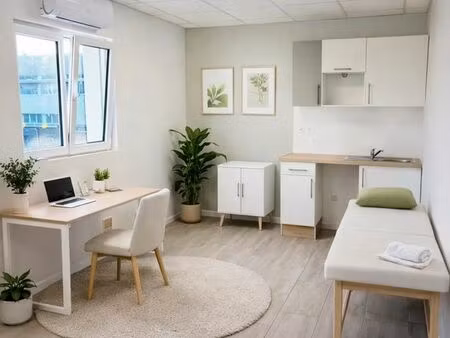 bureau professionel 17m2 - parkings gratuits - la valette du var