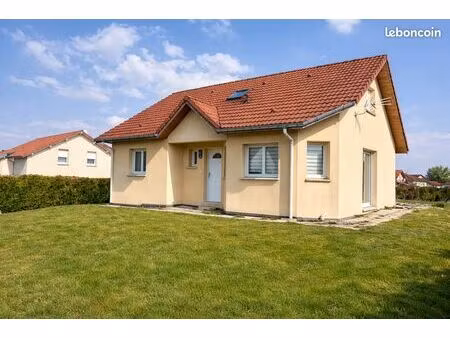 maison 130 m² habitables – sous-sol aménagé – terrain 750 m² – golbey