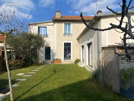 maison 124 m² - nanterre vieux pont