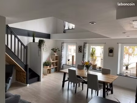 à louer – spacieux f5 de 180 m²