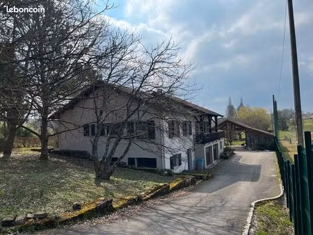 maison 7 pièces de 130 m²