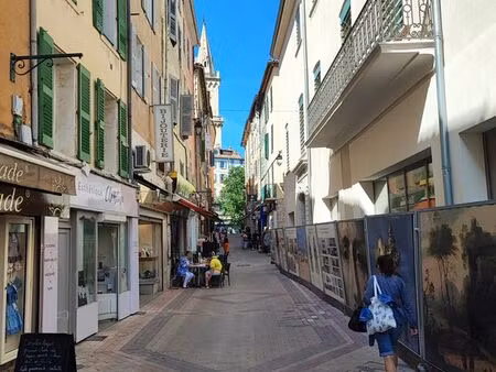 appartement 2 pièces dans le vieux draguignan