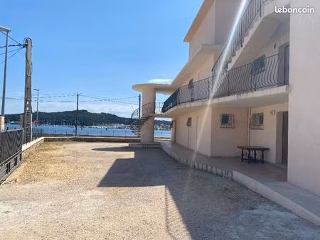 terrain de 1100 m2 avec un immeuble a démolir au bord de mer 1951 corniche georges pompido
